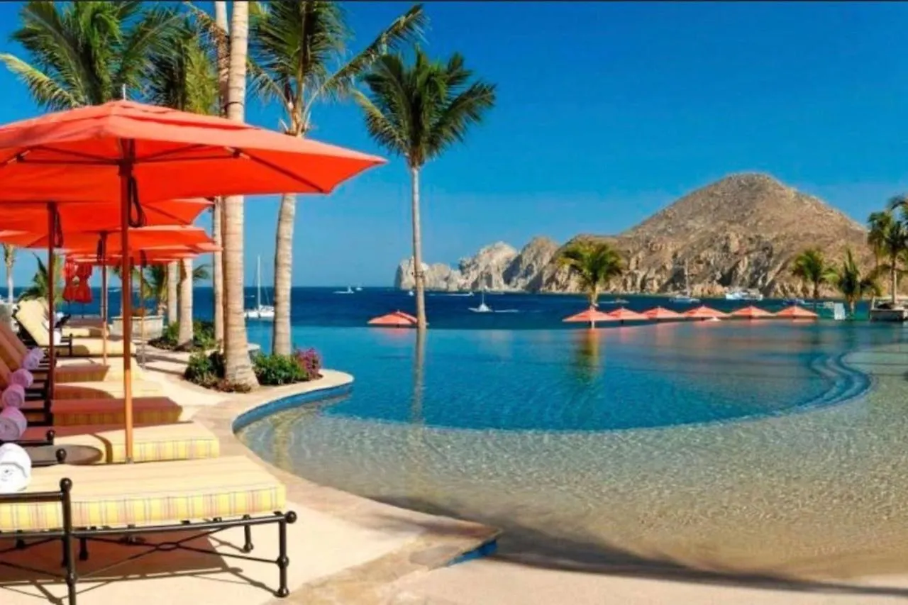 Dom wakacyjny 1 Bd 5-Star Beachfront Paradise Cabo San Lucas Meksyk